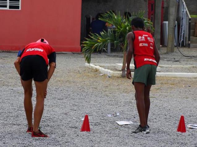 bahiana-acao-escola-atletismo-flamengo-ferrerinha-20-05-16-55-jpg