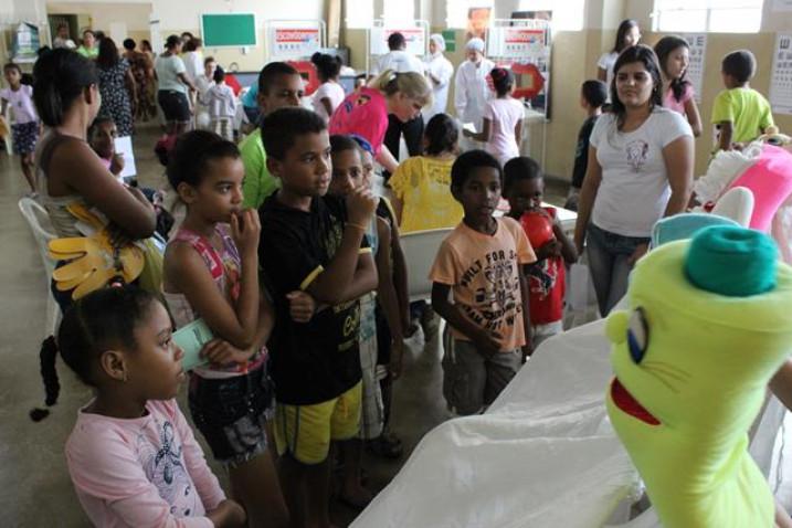 Feira_Saude_Paroquia_Brotas_BHIANA_31_05_2014_(53).JPG