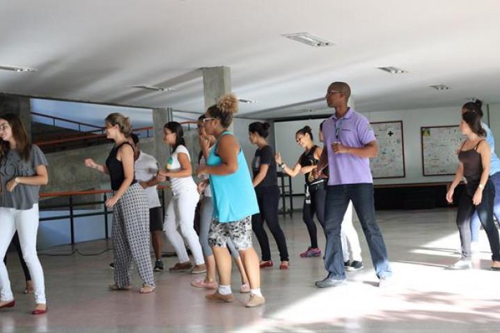 bahiana-semana-atividade-fisica-oficina-danca-forro-06-04-2016-10-jpg