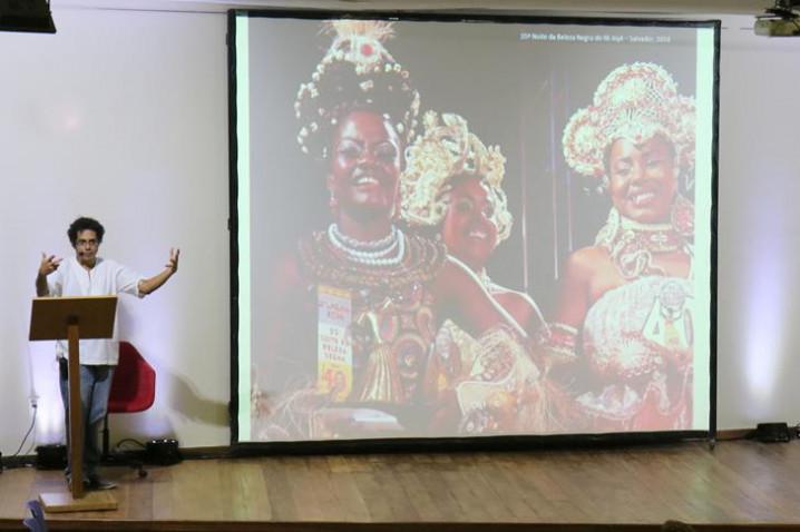 palestra-cantada-coisa-de-pele-24-04-196-20190502092932-jpg