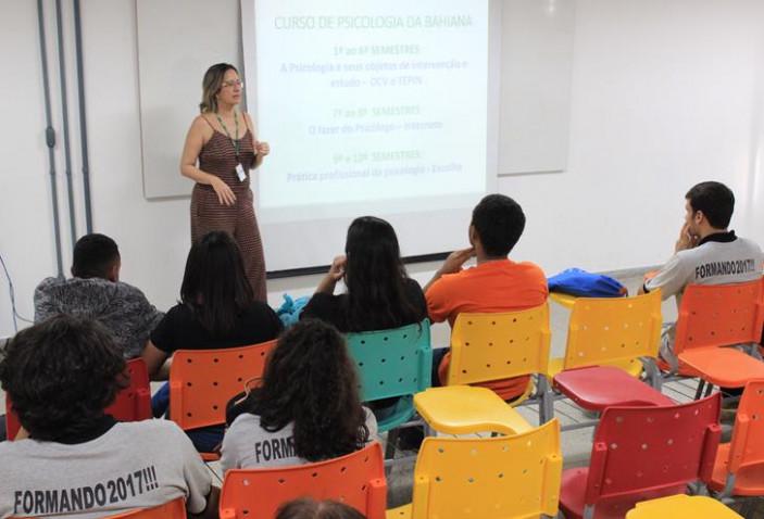 prof.-sylvia-apresenta-o-curso-e-aborda-mitos-e-verdades-sobre-a-psicologia-20170920125620.jpg