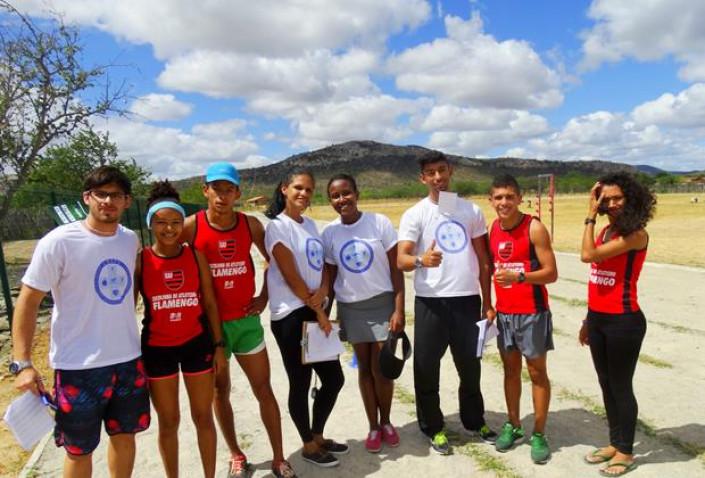 Bahiana-Acao-Escola-Atletismo-Flamengo-Ferrerinha-20-05-16_(87).jpg