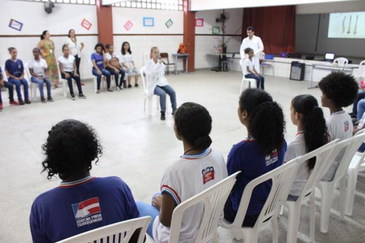 bahiana-saude-na-escola-fisioterapia-19-03-2018-10-20180329015200-jpg