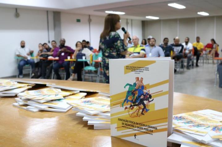 bahiana-lancamento-livro-educacaofisica-06-08-1917-20190813162412.JPG