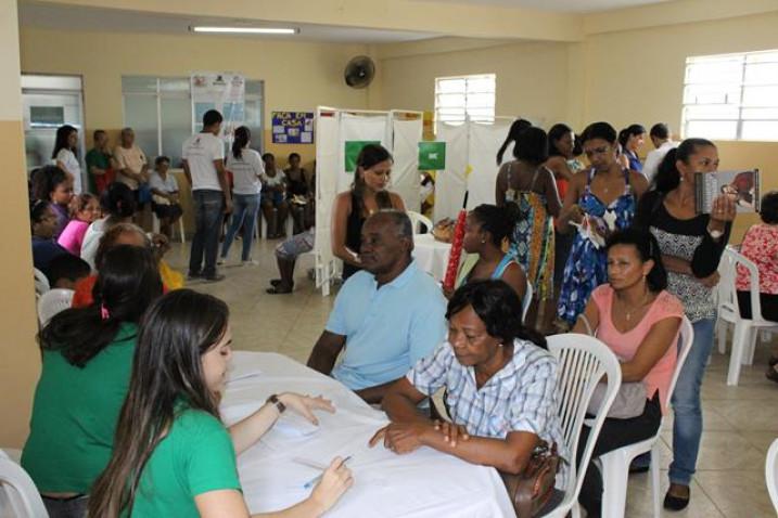 Feira_Saude_Paroquia_Brotas_BHIANA_31_05_2014_(79).JPG