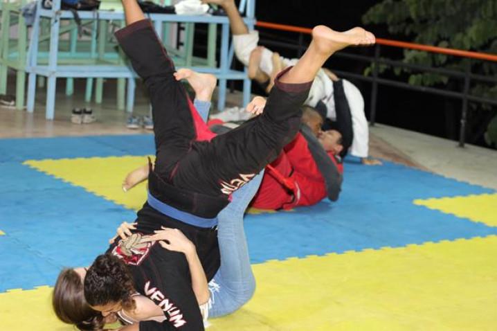 Bahiana-Semana-Atividade-Fisica-Oficina-Jiu-Jitsu-06-04-2016_(19).jpg