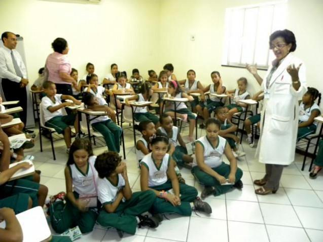 ESCOLA_NOVO_IDEAL_VISITA_ADAB_BAHIANA_2013(1).jpg