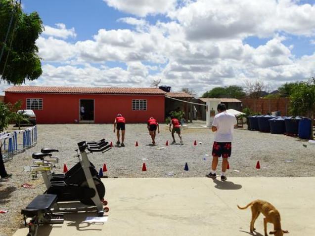 bahiana-acao-escola-atletismo-flamengo-ferrerinha-20-05-16-53-jpg