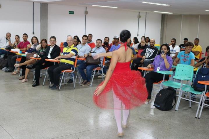 bahiana-lancamento-livro-educacaofisica-06-08-1911-20190813162356-jpg