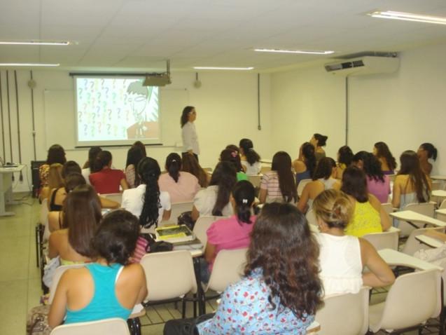 FOTOS_I_Jornada_sobre_as_dimensões_do_envelhecer_640x480.jpg