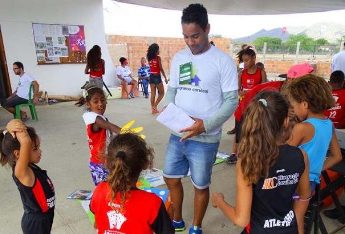 bahiana-acao-escola-atletismo-flamengo-ferrerinha-20-05-16-73-jpg