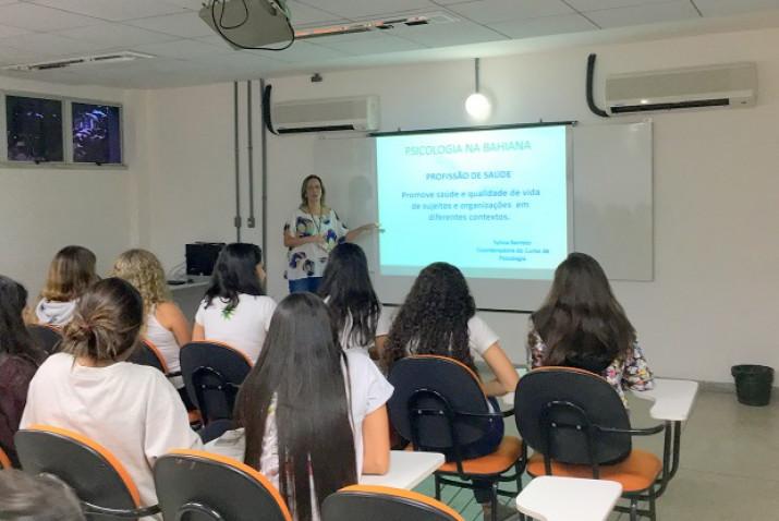 coordenadora-do-curso-de-psicologia-prf-sylvia-barreto-discute-mitos-e-verdades-sobre-a-psicologia-20170928124225-jpg