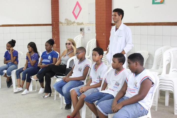 bahiana-saude-na-escola-fisioterapia-19-03-2018-6-20180329015151.jpg