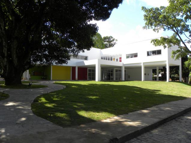 Escola Bahiana de Medicina e Saúde Pública