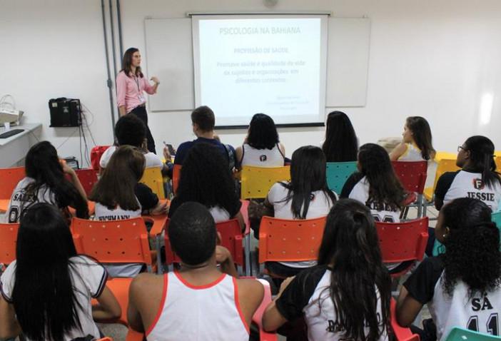 mitos-e-verdades-sobre-a-psicologia-palestra-com-sylvia-barreto-coordenadora-do-curso-20170831144219.jpg