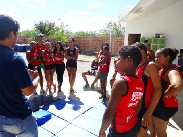 bahiana-acao-escola-atletismo-flamengo-ferrerinha-20-05-16-21-jpg