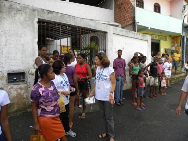 fotos_projeto_candeal_feira_saúde_rua_amazonia_260311_(11).jpg