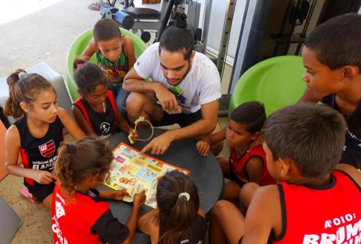 bahiana-acao-escola-atletismo-flamengo-ferrerinha-20-05-16-43-jpg