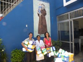 Doação ao Abrigo Santo Antônio de Pádua