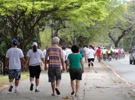 Caminhada "Rumo à qualidade de vida"