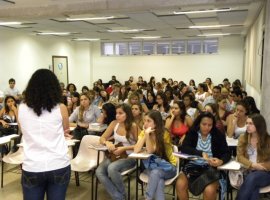 Curso capacita Cuidadores de Idosos com demência